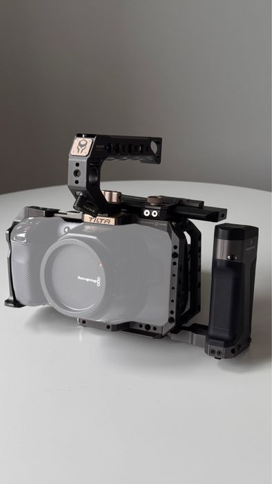 Tilta: клітка для BMPCC (blackmagic) + універсальні рукояті