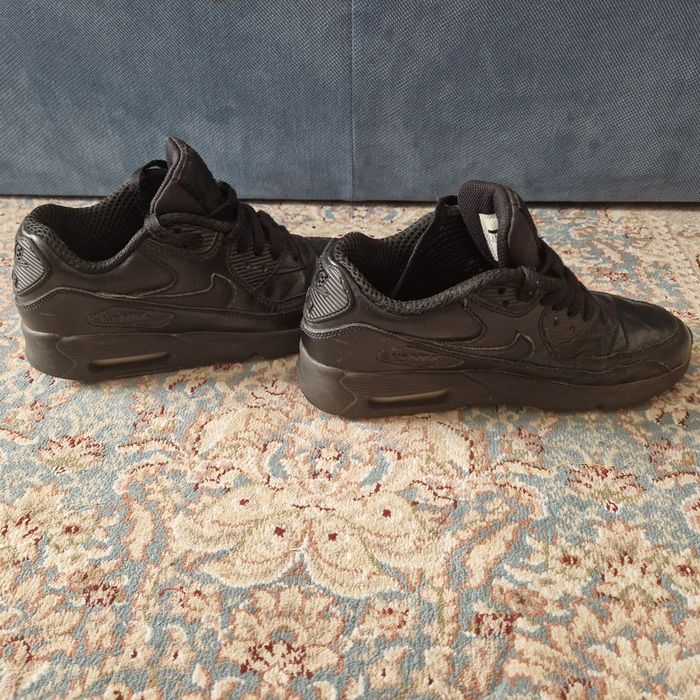 Взуття Nike are max 90