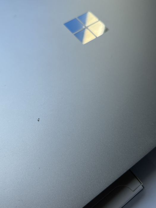 Laptop Microsoft Surface Laptop Go model 1943