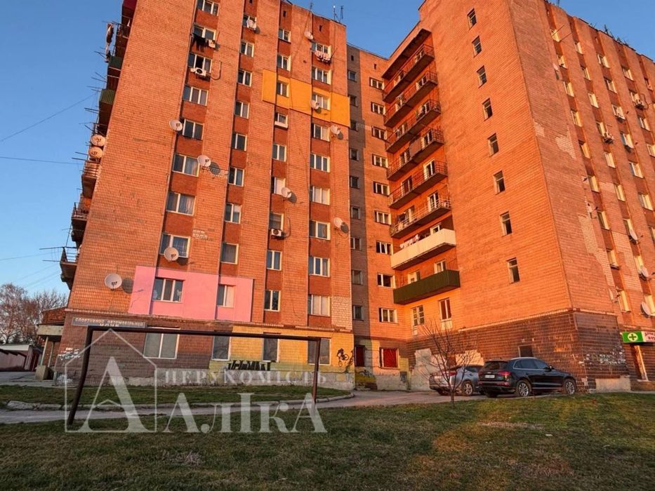 Оренда просторого приміщення під ваш бізнес!