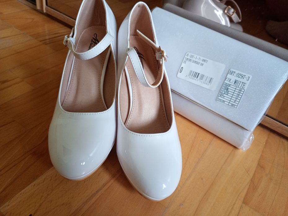 Buty ślubne białe rozmiar 38 na obcasie