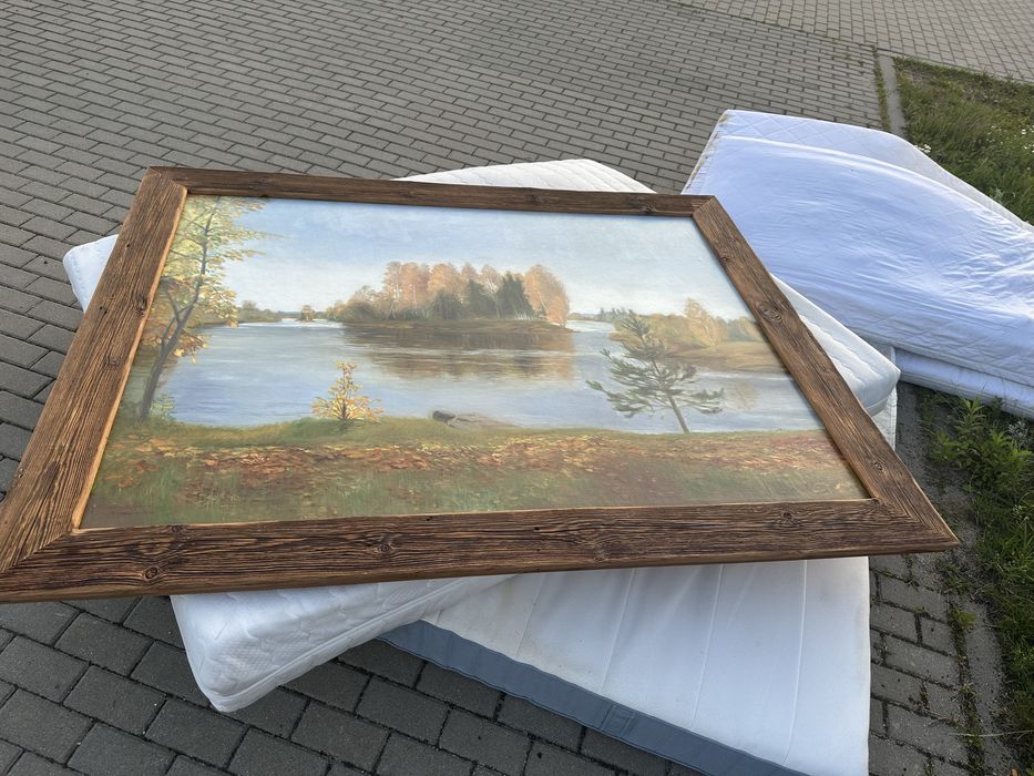 Duży obraz w pięknej ramie