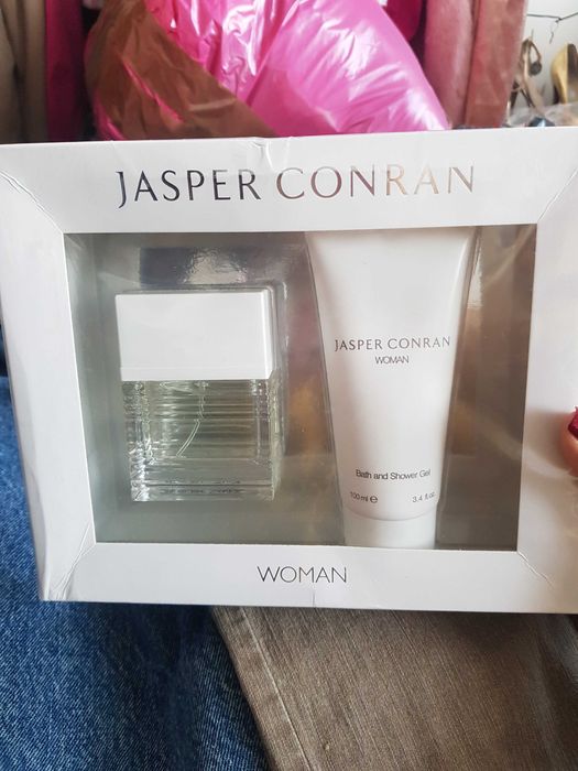 Zestaw prezentowy damski Jasper Conran perfumy i żel pod prysznic