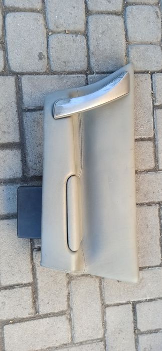 Обшивка дверей,карта Рено сценік2