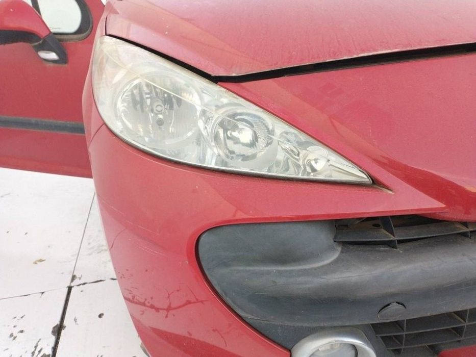 FAROL DIREITO PEUGEOT 207 2009 -