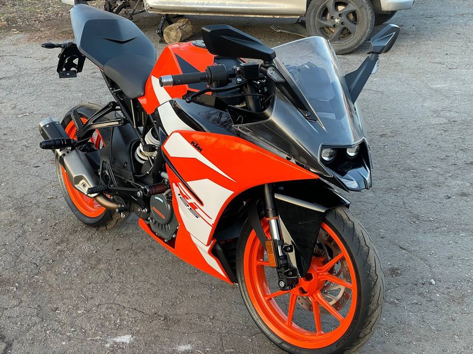Продам мотоцикл Ktm RC 125к..
