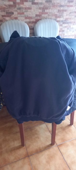 Anorak em azul marinho