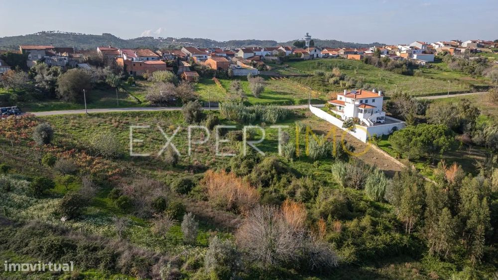 Terreno em Almalaguês (Coimbra) com vista para a Serra da Lousã