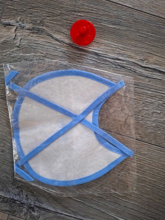 Śliniak frote: nowy- mały, turystyczny