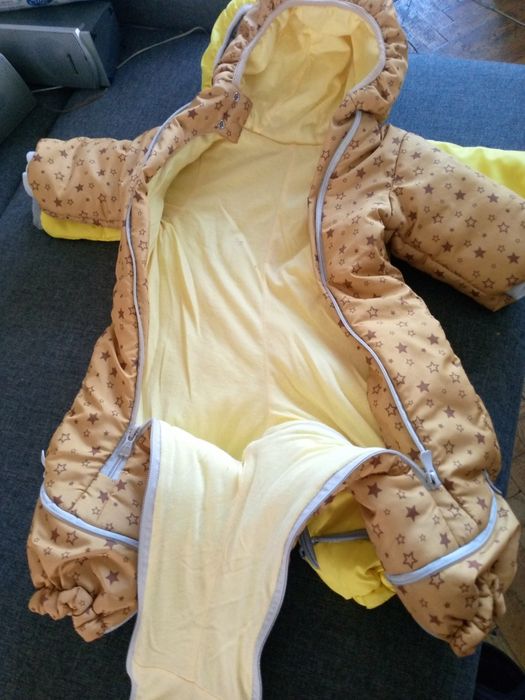 Дитячі комбінезони в гарному стані без нюансів