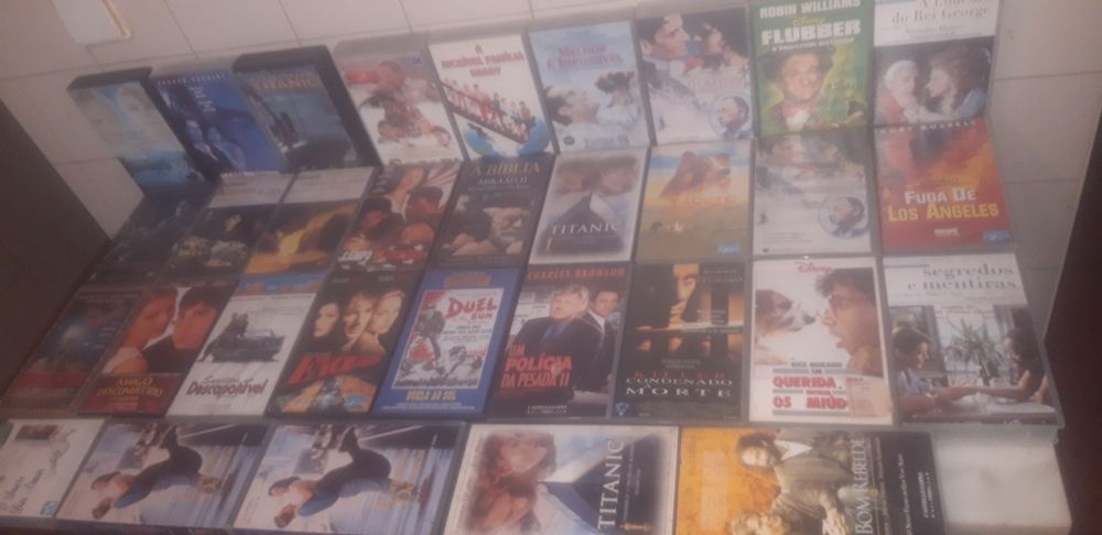 Conjunto de 65 Cassetes Vhs Diversas