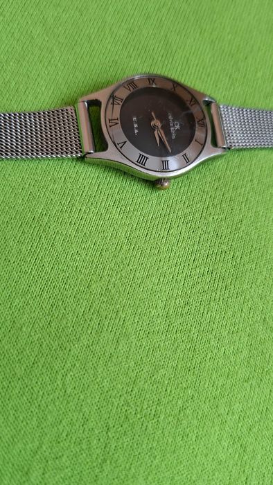 наручний годинник бренду Calvin Klein