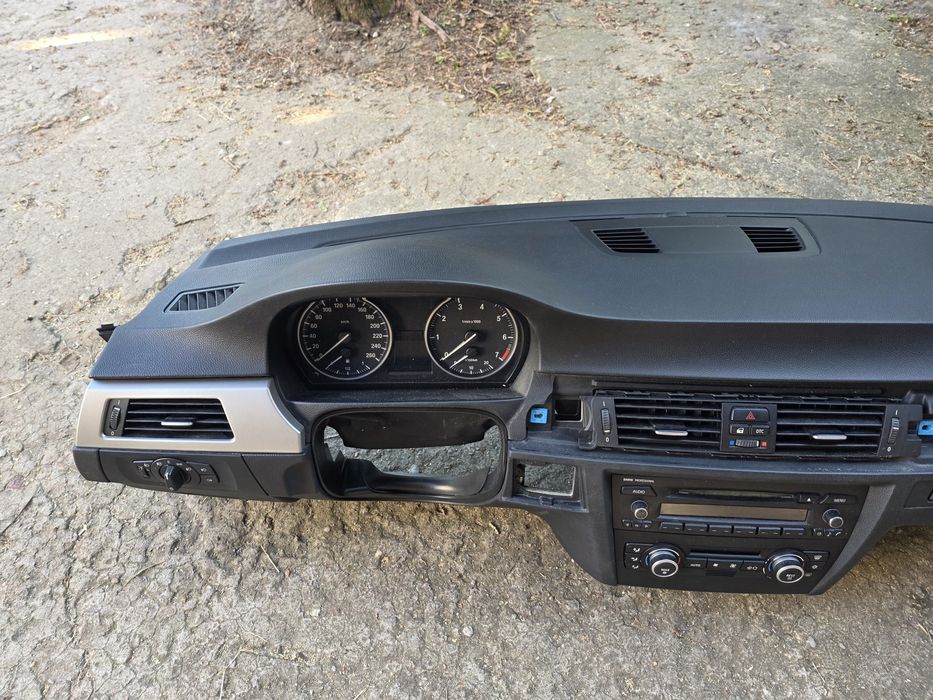 Deska Kokpit cupholder BMW E90 E91 E92 E93 Airbag Poduszka