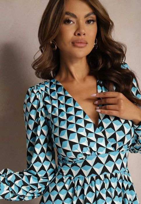 Niebieska Sukienka Mini w Geometryczny Wzór z Długim Rękawem Ezrie Reene
