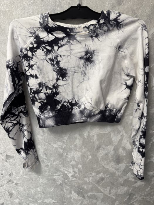 Топ з пукавами, колір чорно-білий, рощмір S