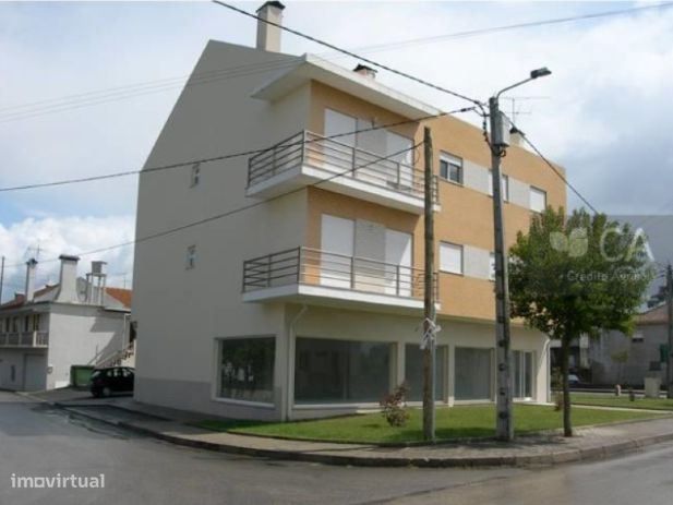 Loja Comercial Oliveira do Bairro - Bustos, Troviscal e Mamarrosa
