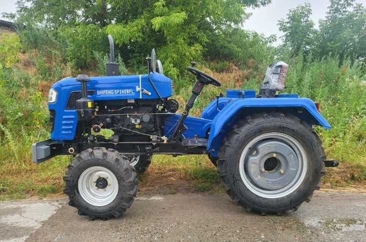 Трактор Шифенг SF-240 передній радіатор. Мінітрактор Shifeng. Львів