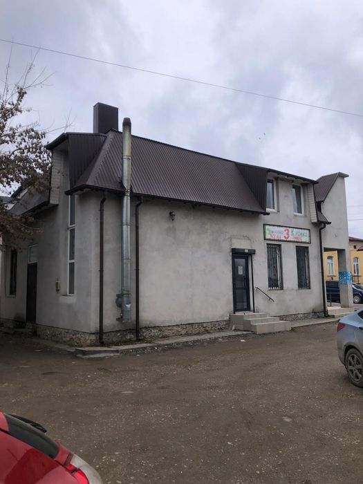 Продам приміщення комерційного використання у центрі м.Збараж