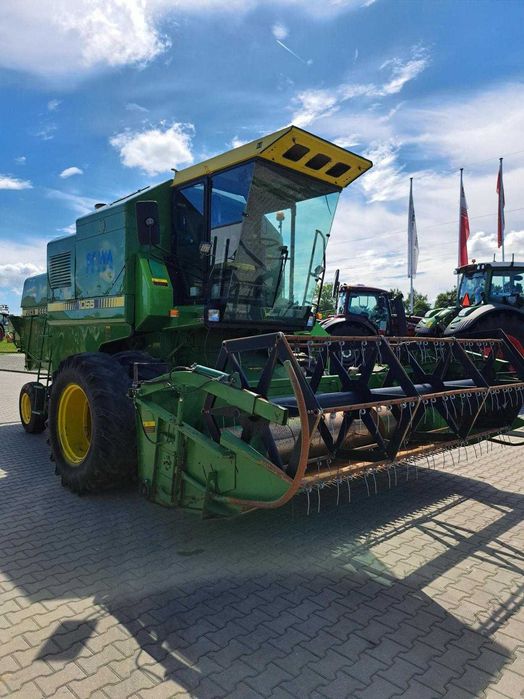 Kombajn JOHN DEERE 1055