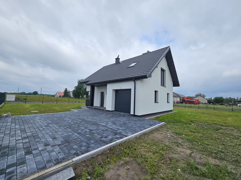 Dom wolnostojący piętrowy 148m2 na działce 1200m2 Prywatnie!!