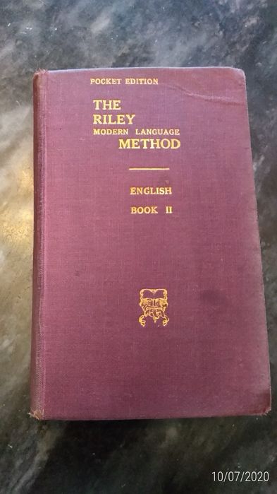 2 livros de aprendizagem de inglês muito antigos