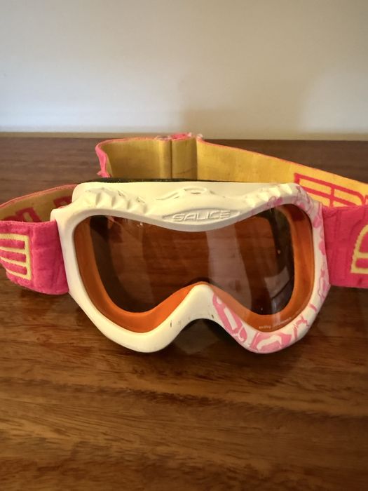Óculos de neve crianca usados