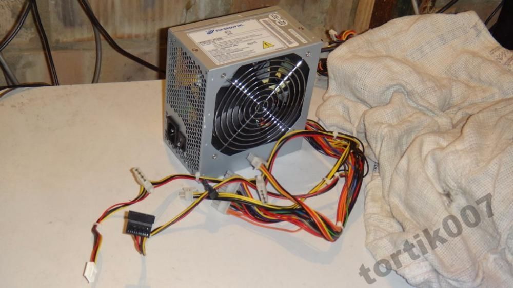 Блок питания ATX для компьютера