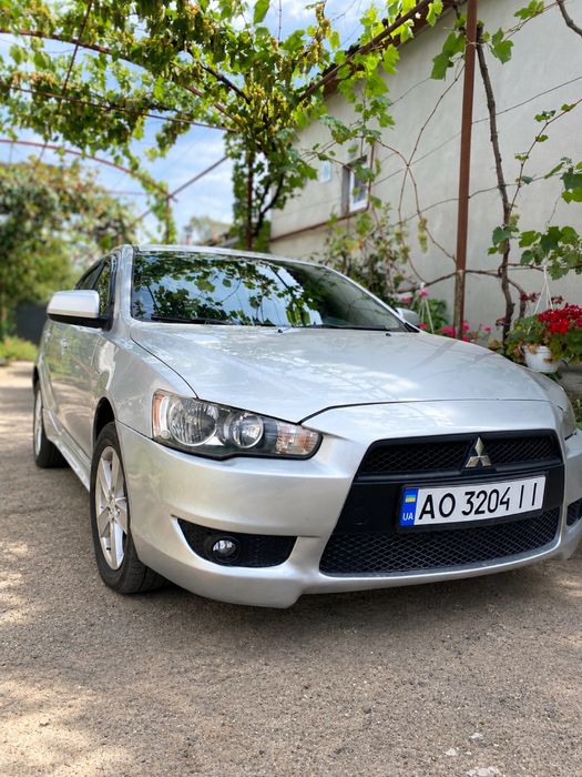 Mitsubishi Lancer X 2.0 — стильний Lancer з характером