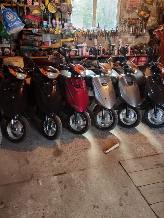 Продаж японських скутерів