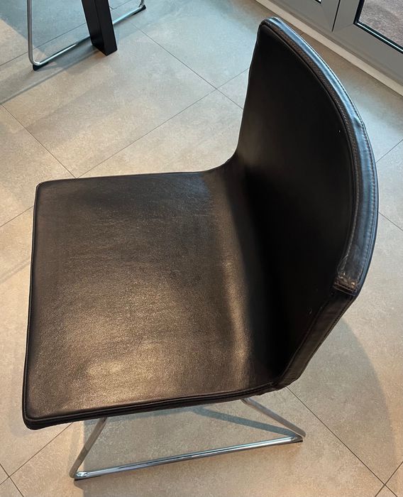 CADEIRAS Couro de jantar IKEA