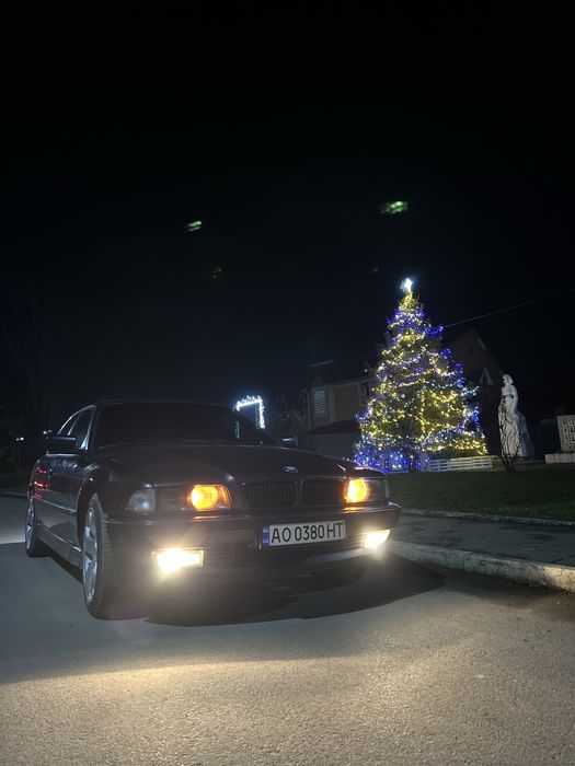 Продаж Bmw 7 е38