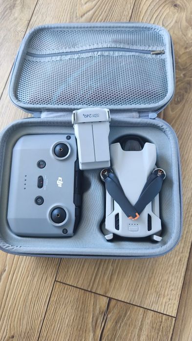 Dron dji mini 3 - super stan