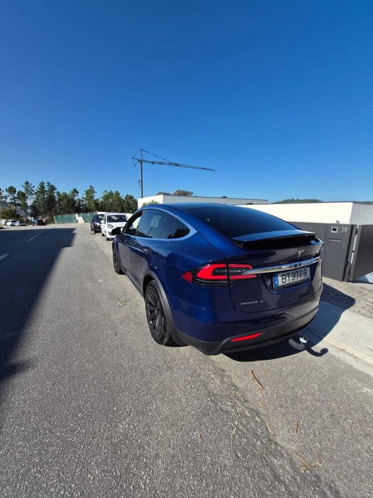 Tesla Model X 100D Long Range Dual Motor