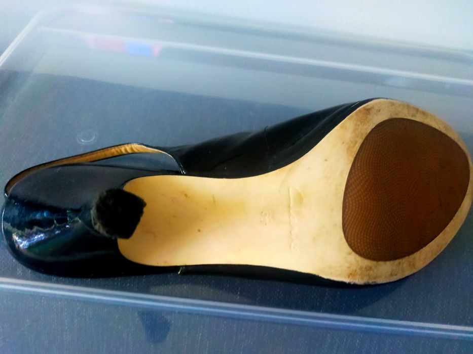 Buty marki Clarks, rozmiar 37,5