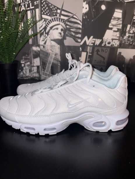 Nike Air Max TN Plus Biały R. 43