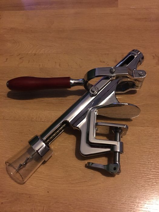 Fackelmann otwieracz do wina