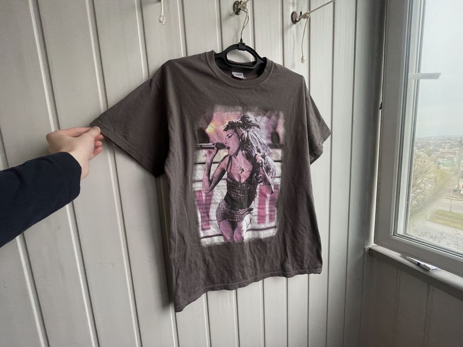 Серая винтажная футболка мерч  Amy Winehouse, merch t shirt sk8 y2k / M