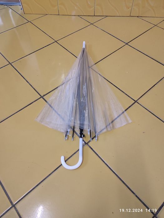 Nowa przezroczysta parasolka ślubna