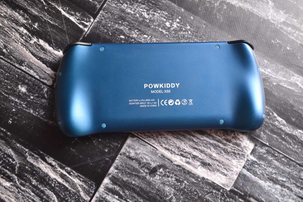Портативная игровая приставка Powkiddy X55