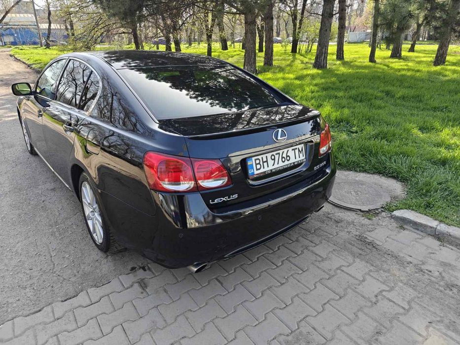 Продам Lexus GS 300
