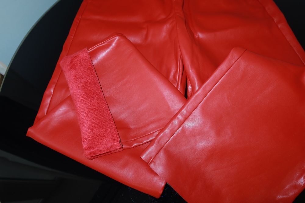 Штани з еко шкіри