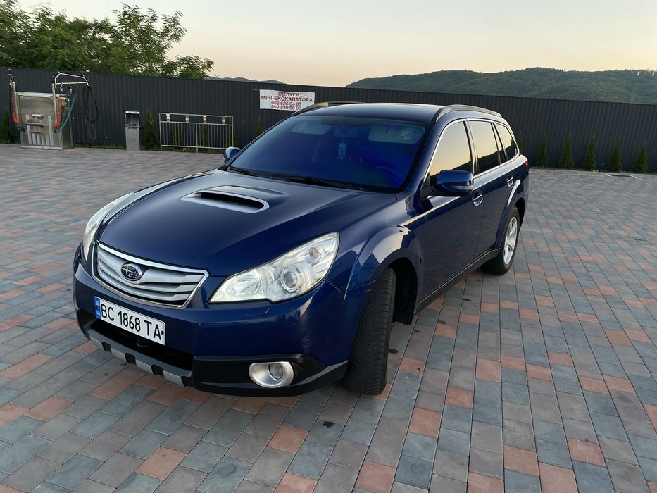 Subaru outback..