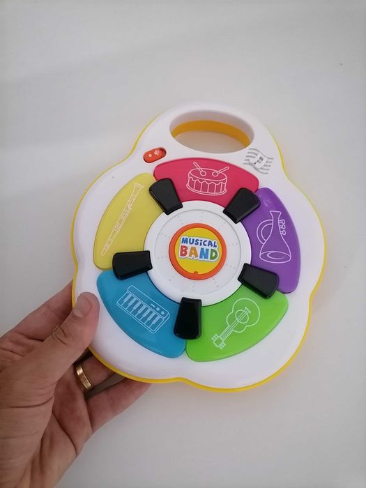 Brinquedos bebé (quatro diferentes)