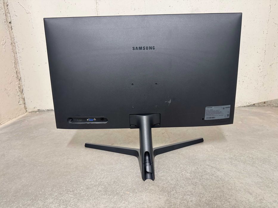 Samsung S27R350 27" Full HD IPS, komplet z pudełkiem, stan idealny