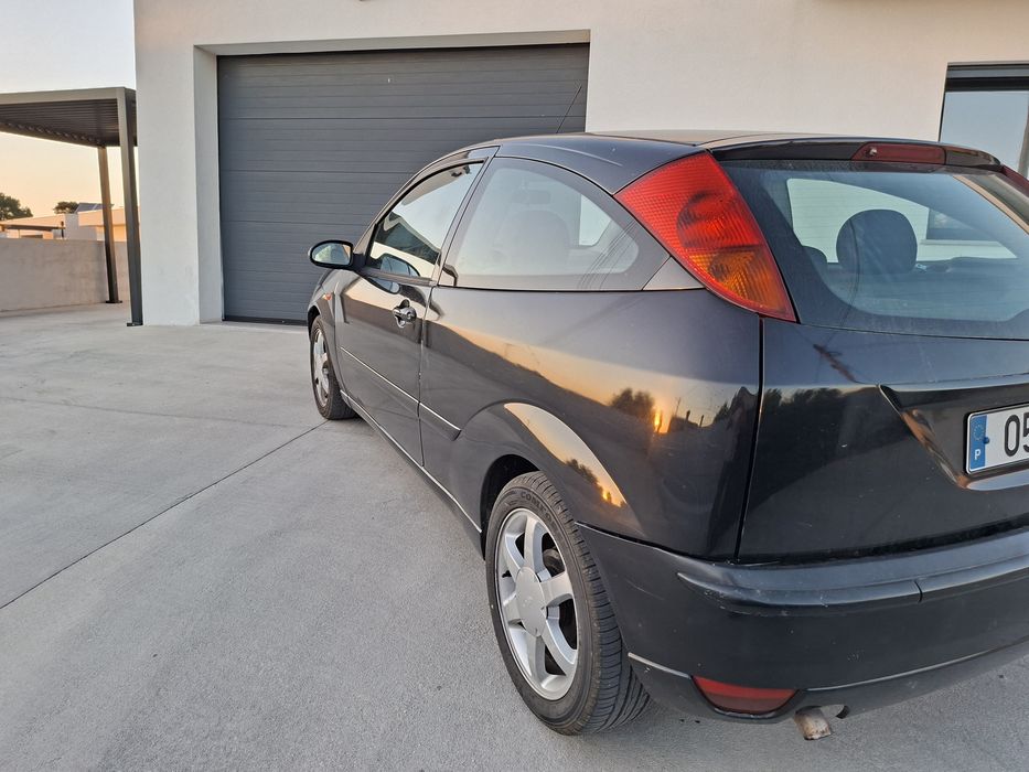 Ford Focus 1.8 tddi  90cv — photo 5
