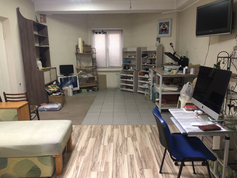 Приміщення під офіс або житло в Броварах вул.Грушевського