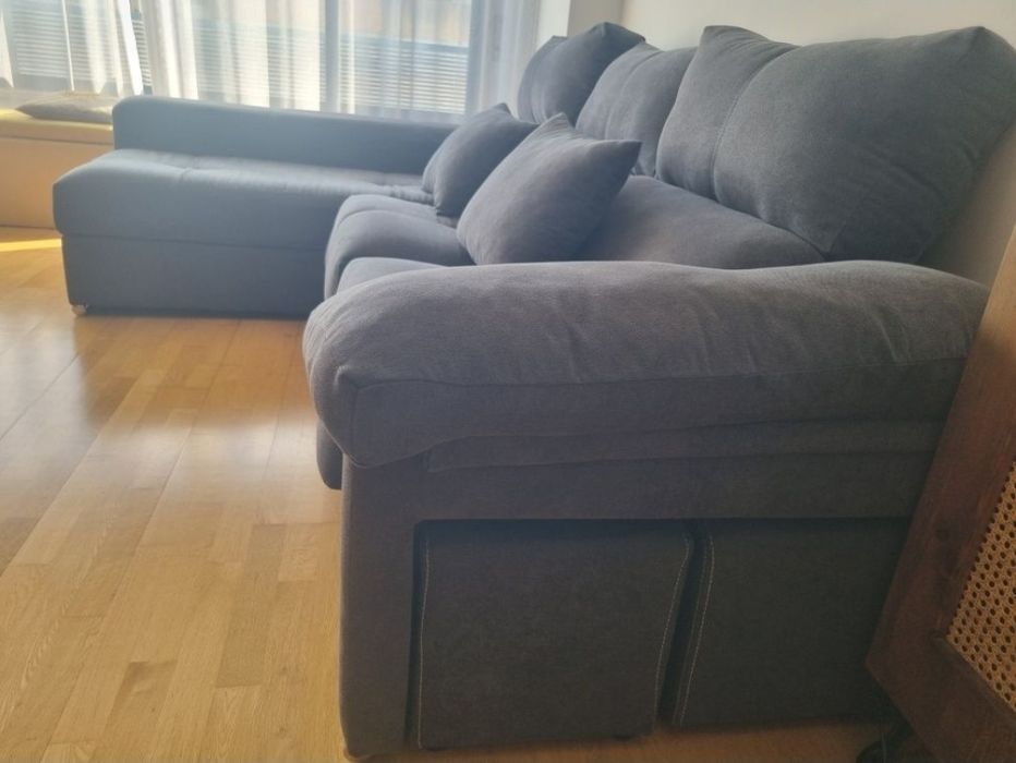 Sofá Chaise Longue 2,85m –  higienizado + Baú – Excelente Estado