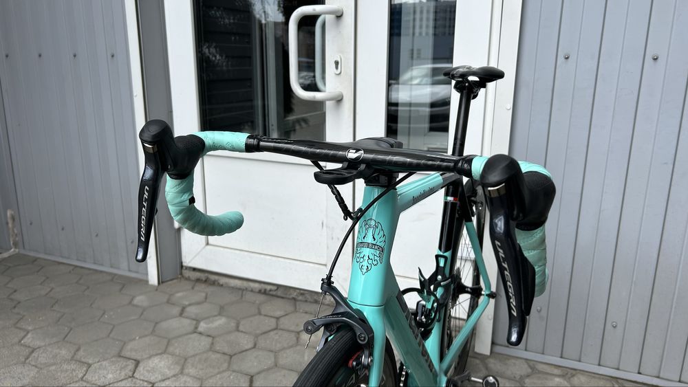 Bianchi Specialissima carbon Shimano di2