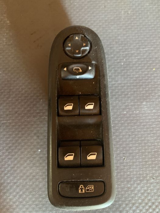 Interruptor / Botão vidros Citroen C5 III