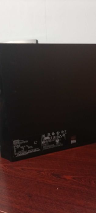 Komputer stacjonarny Lenovo (MYSZ + KLAWIATURA GRATIS)